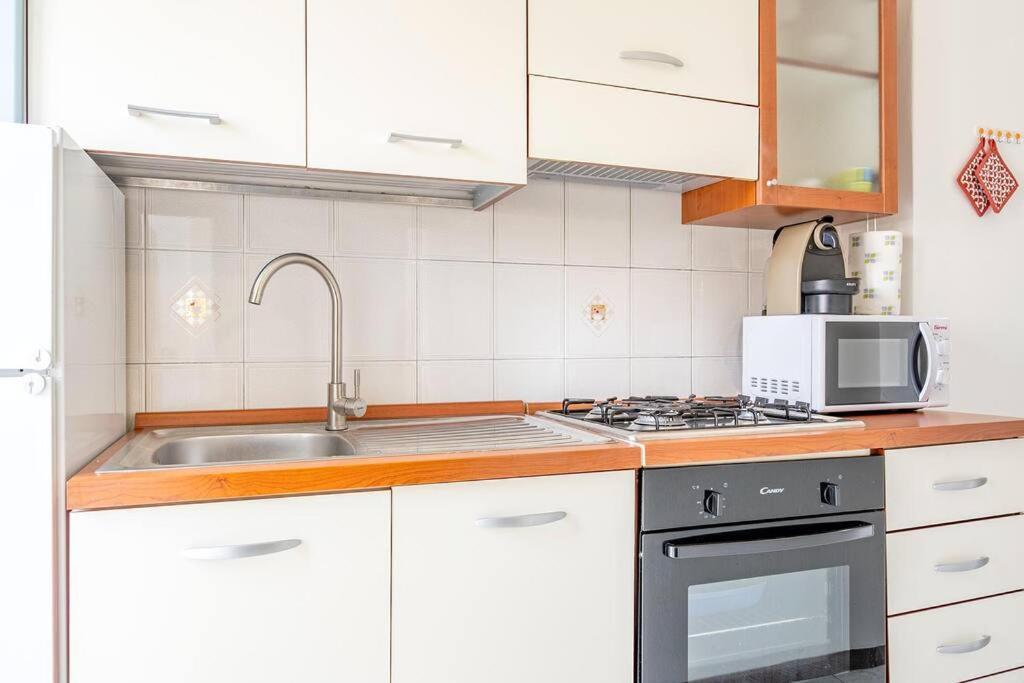 Ferienwohnung Guest Planet - Intero Bilocale Crescenzago M2 Mailand Exterior foto